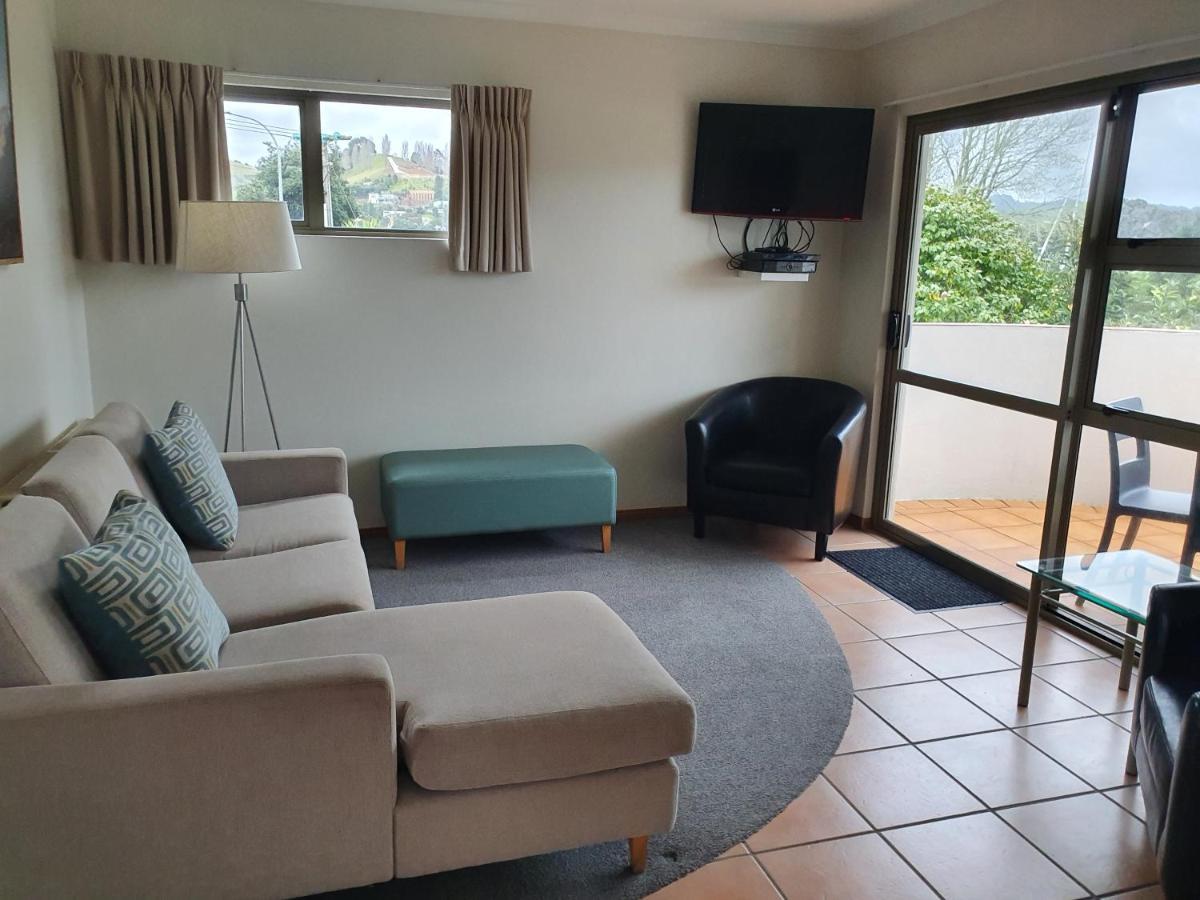 Breakers Motel Whangamata Buitenkant foto
