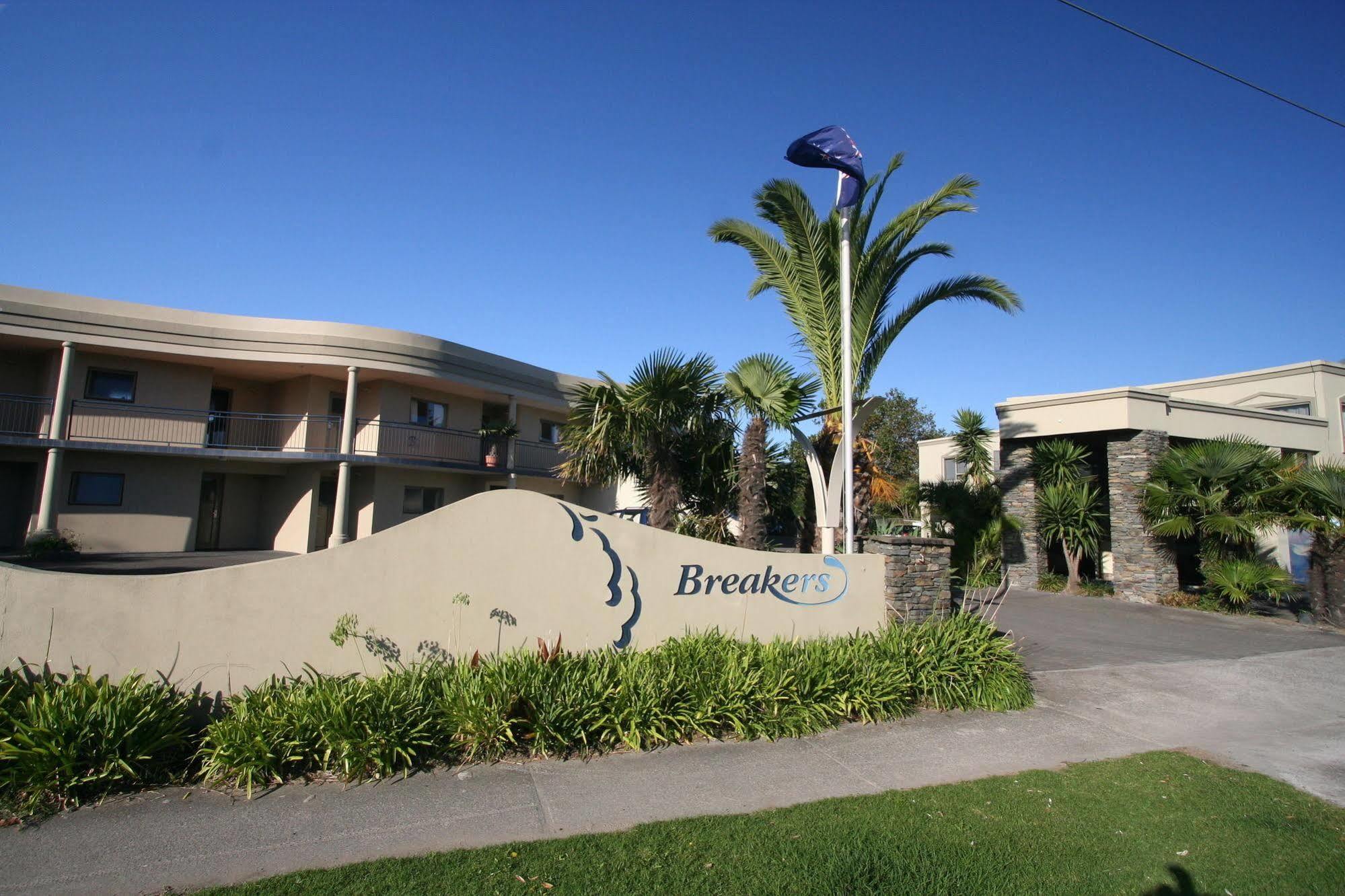 Breakers Motel Whangamata Buitenkant foto